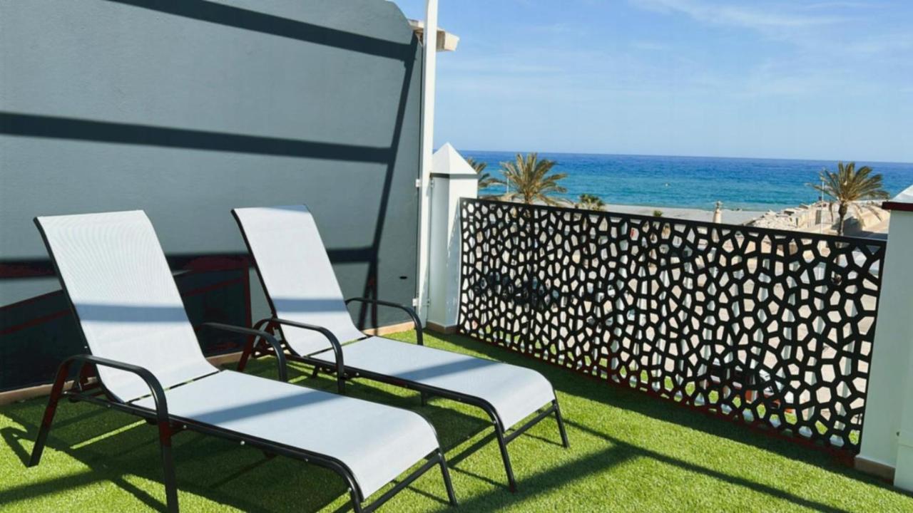 Apartamentos La Caleta Caleta De Velez Luaran gambar