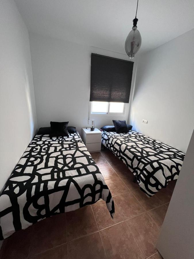 Apartamentos La Caleta Caleta De Velez Luaran gambar